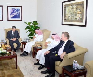 f8da6aa6-3ee2-4c40-b2b3-cde72350a398