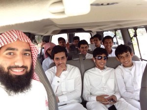 large-1036407085112924718