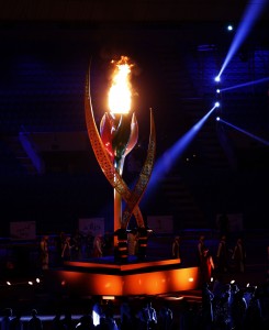 إيقاد شعلة دورة الألعاب الرياضية الخليجية الثانية