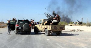 اشتباكات عنيفة بمدينة بنغازي الليبية