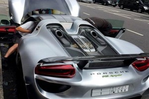 -الاحمر ينقل مصاب