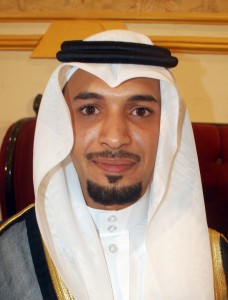 العريس الشاب علي العمار