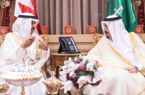 خادم الحرمين الشريفين يستقبل رئيس وزراء مملكة البحرين