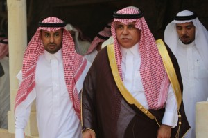 معالي الوزير مع نصار عبد العزيز النصار